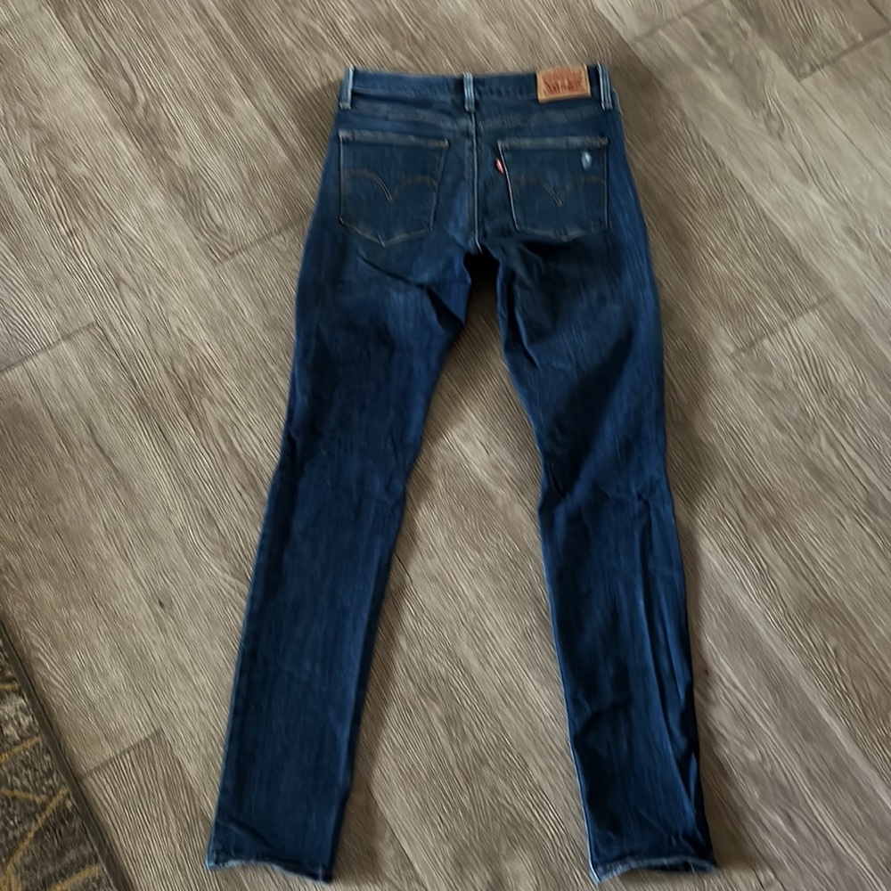Levi’s Slimming Jeans